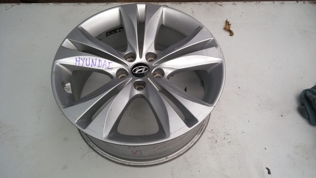 ARO SIN LLANTA HYUNDAI TUCSON 2010 AL 2015